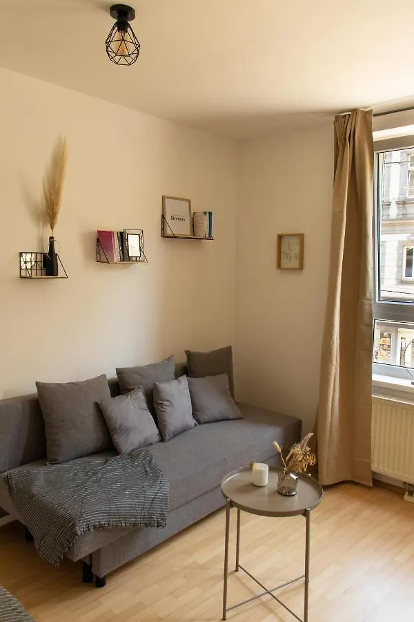 Modern - Neu - Gemutlich - Self Checkin - Zentral - Strassenbahn 38 Zum Ring Apartment Vienna